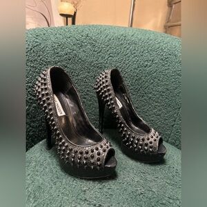 Black open toe rivets evening heels